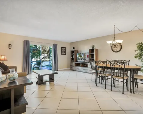 2061 NW 47th Terrace Lauderhill FL 33313
