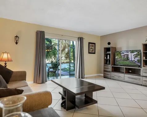 2061 NW 47th Terrace Lauderhill FL 33313