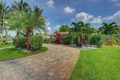 351 NE 41st Street Oakland Park FL 33334