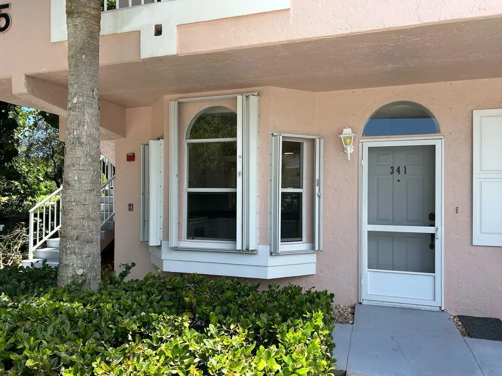 18081 SE Country Club Drive Jupiter FL 33469