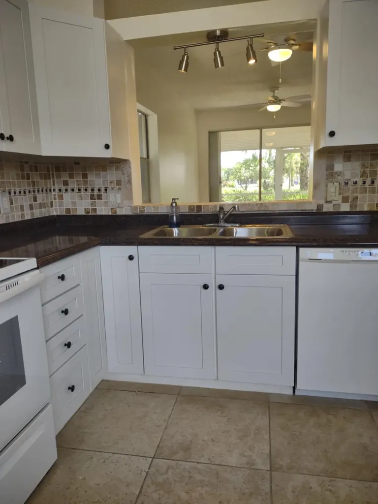 18081 SE Country Club Drive Jupiter FL 33469