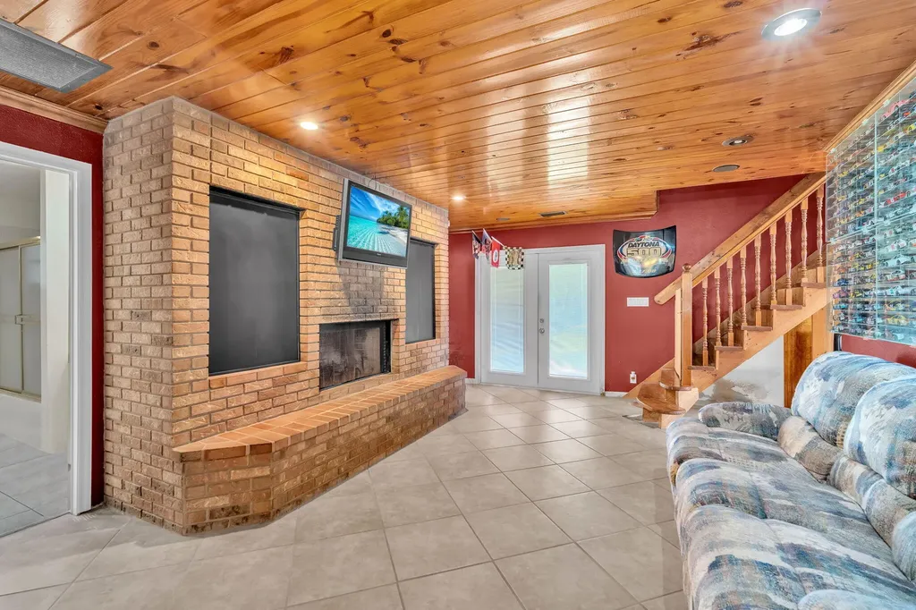 13930 SW 36th Court Davie FL 33330
