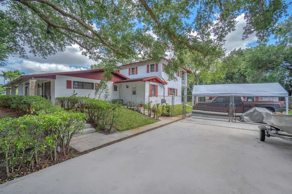 13930 SW 36th Court Davie FL 33330
