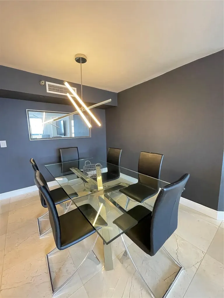 19101 NE 36th Place Aventura FL 33180