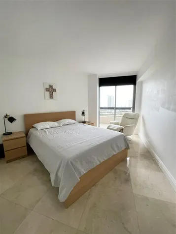 19101 NE 36th Place Aventura FL 33180