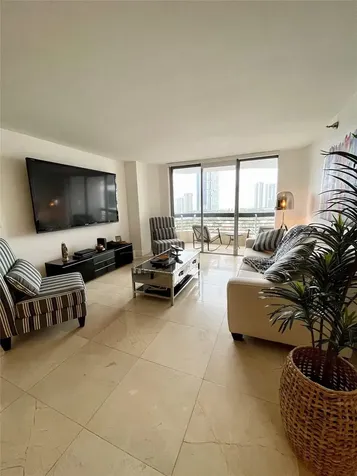 19101 NE 36th Place Aventura FL 33180