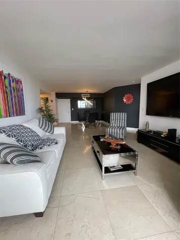 19101 NE 36th Place Aventura FL 33180