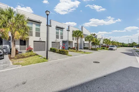 5659 Enclave Drive Riviera Beach FL 33407