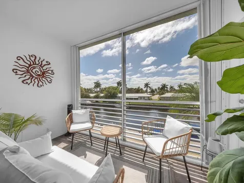 1461 S Ocean Boulevard Lauderdale By The Sea FL 33062