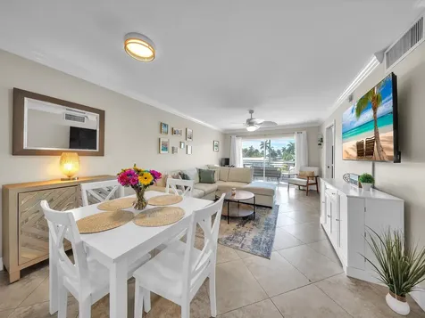 1461 S Ocean Boulevard Lauderdale By The Sea FL 33062