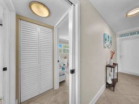 1461 S Ocean Boulevard Lauderdale By The Sea FL 33062