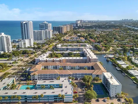 1461 S Ocean Boulevard Lauderdale By The Sea FL 33062