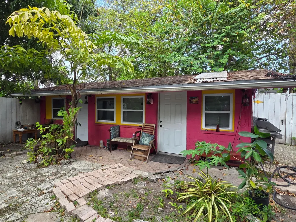 238 SW 1st Street Florida City FL 33034