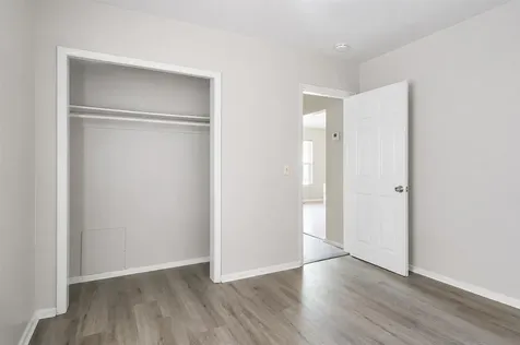 131 W 35th Street Riviera Beach FL 33404