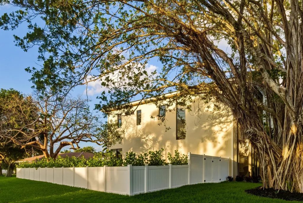 1065 NW 5th Street Boca Raton FL 33486