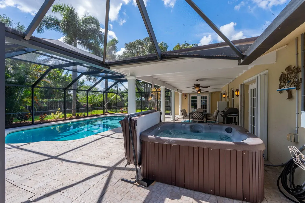 240 Sulky Way Wellington FL 33414