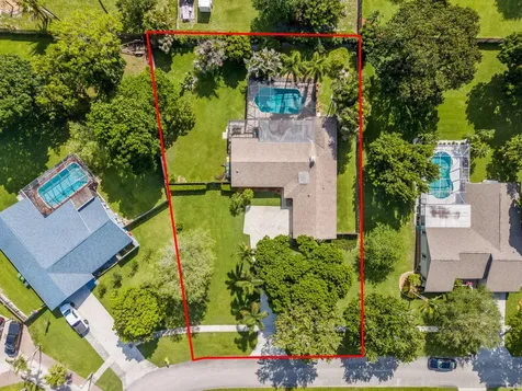240 Sulky Way Wellington FL 33414