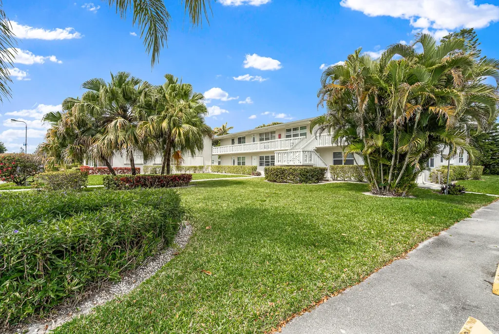 167 Cambridge G West Palm Beach FL 33417