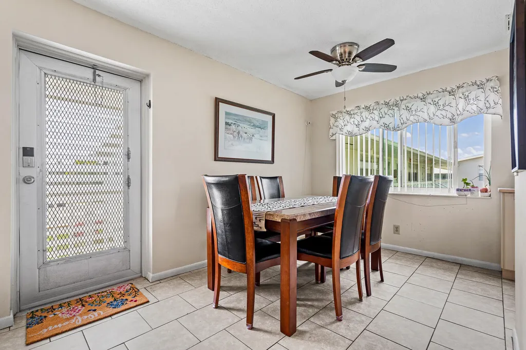 167 Cambridge G West Palm Beach FL 33417