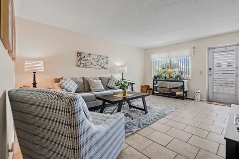 167 Cambridge G West Palm Beach FL 33417