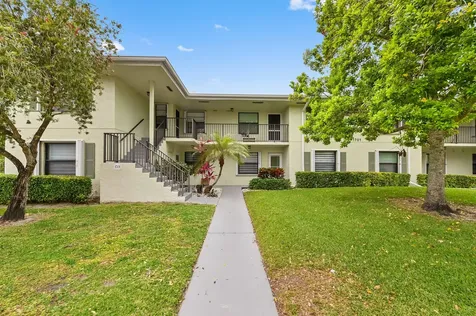1701 Sabal Ridge Circle Palm Beach Gardens FL 33418