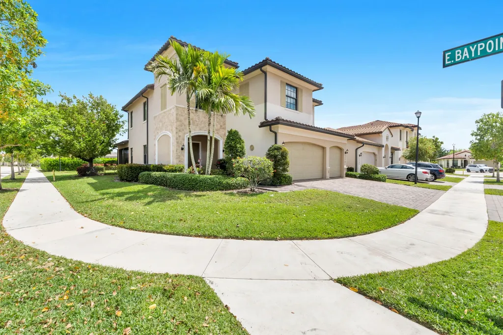 11795 Waterway Circle Parkland FL 33076