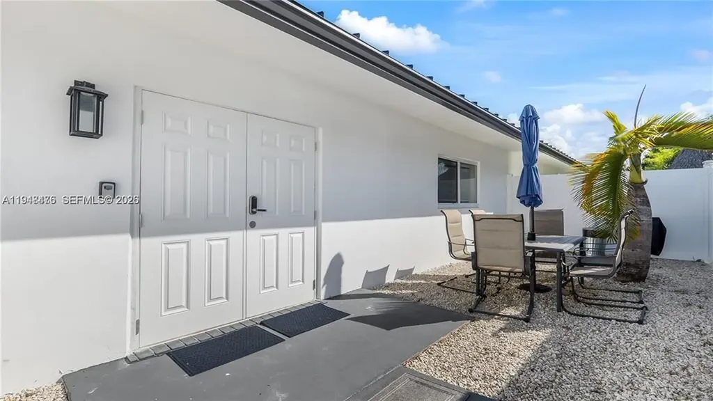 1702 SW 20th Street Fort Lauderdale FL 33315
