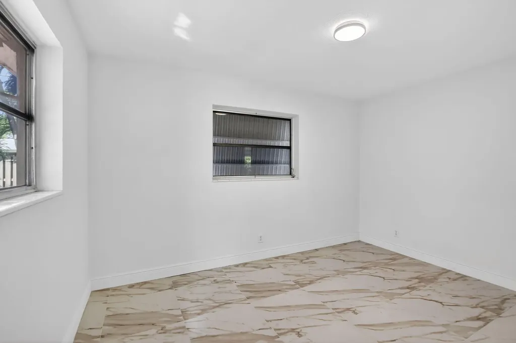 5731 NE 17th Terrace Fort Lauderdale FL 33334