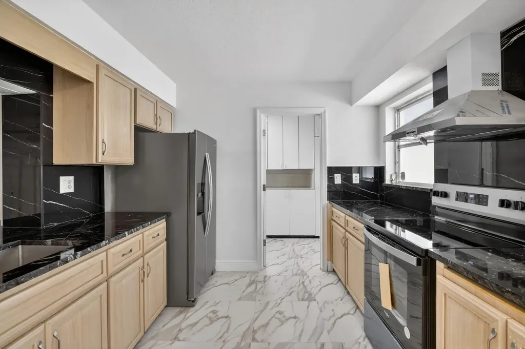 5731 NE 17th Terrace Fort Lauderdale FL 33334
