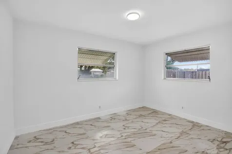5731 NE 17th Terrace Fort Lauderdale FL 33334