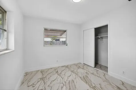 5731 NE 17th Terrace Fort Lauderdale FL 33334