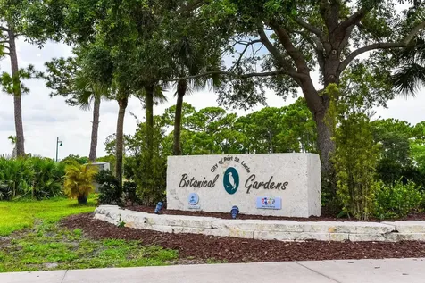3012 SE Santa Anita Street Port St Lucie FL 34952