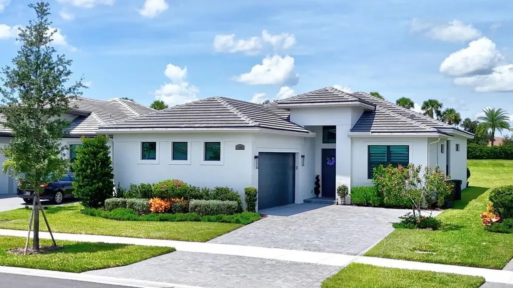 9084 SW Arco Way Port St Lucie FL 34987