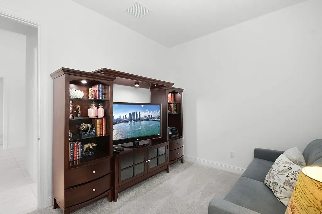 9084 SW Arco Way Port St Lucie FL 34987