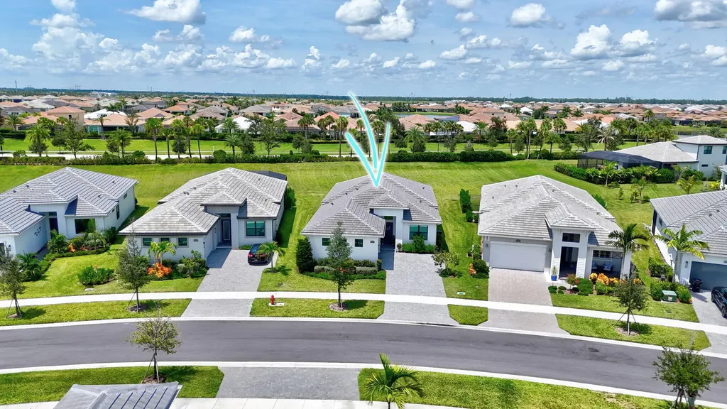 9084 SW Arco Way Port St Lucie FL 34987