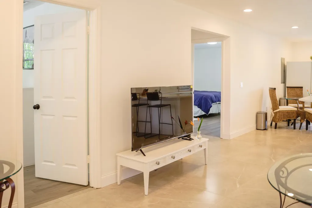 1425 Riverside Circle Wellington FL 33414