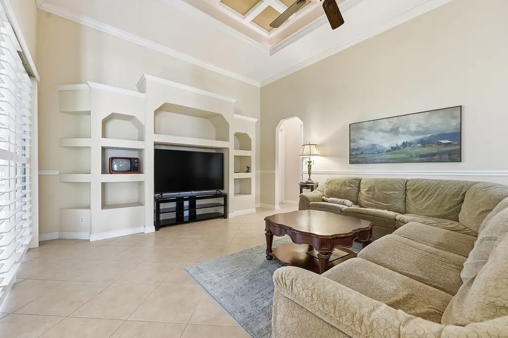 2199 SE Heathwood Circle Port St Lucie FL 34952