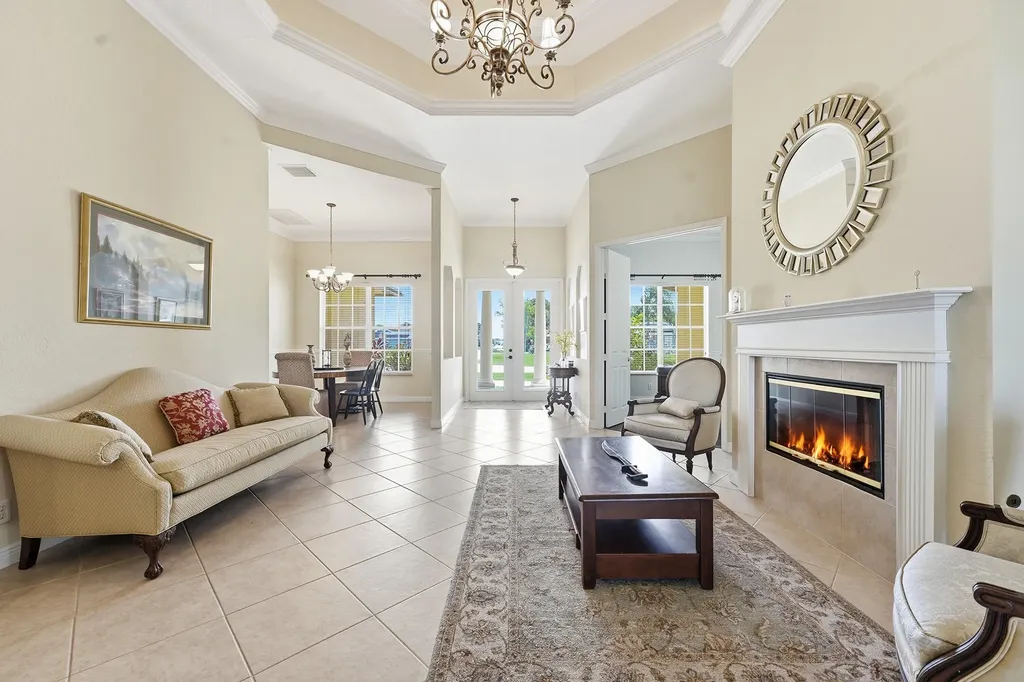 2199 SE Heathwood Circle Port St Lucie FL 34952