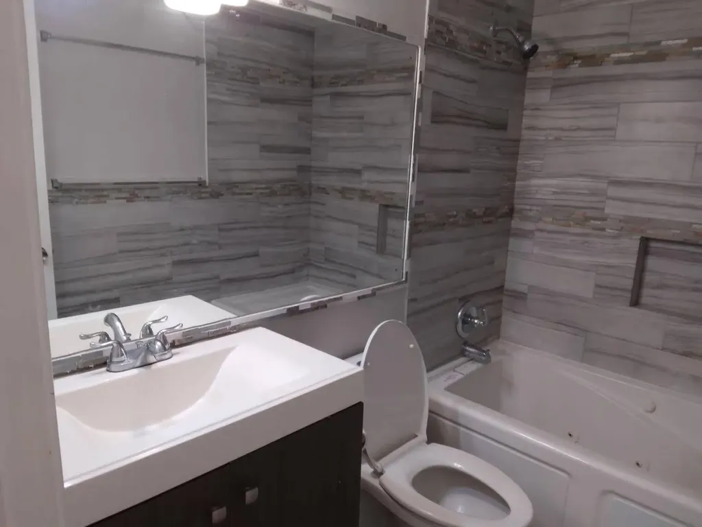 71 Easthampton West Palm Beach FL 33417