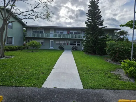 71 Easthampton West Palm Beach FL 33417