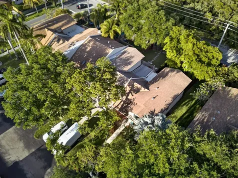 191 NE 6th Court Dania Beach FL 33004