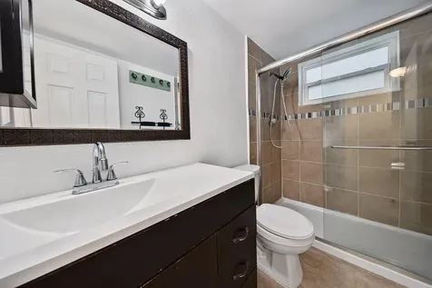 191 NE 6th Court Dania Beach FL 33004