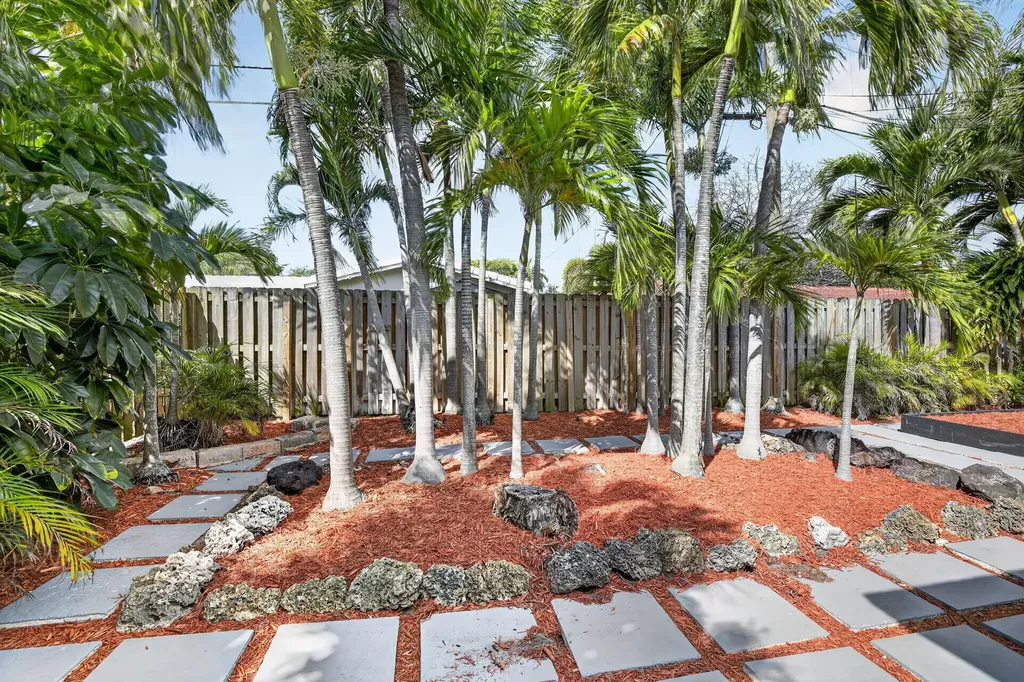 5731 NE 17th Terrace Fort Lauderdale FL 33334