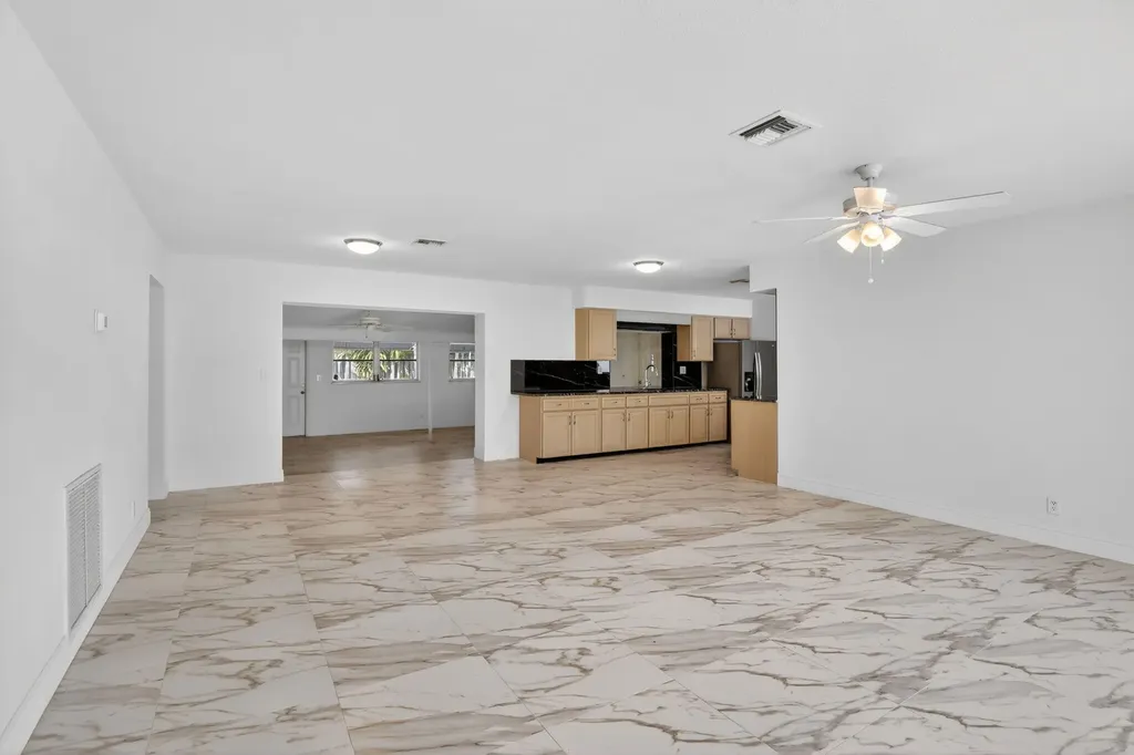5731 NE 17th Terrace Fort Lauderdale FL 33334