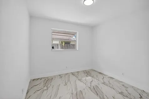 5731 NE 17th Terrace Fort Lauderdale FL 33334