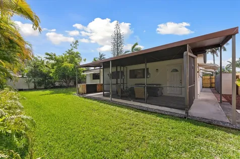 1101 NE 4th Court Hallandale Beach FL 33009