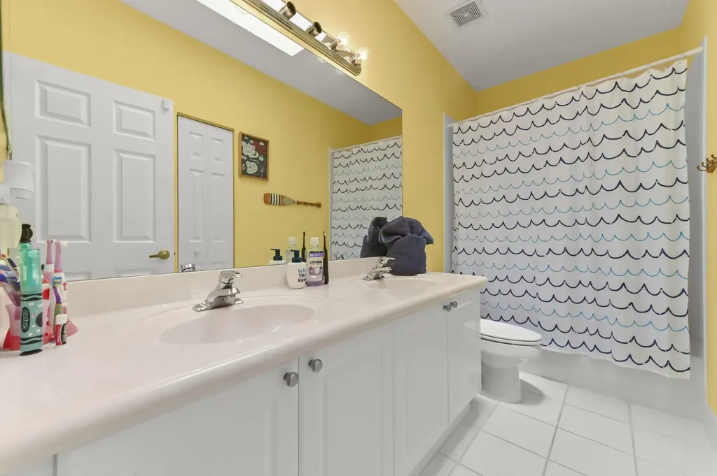 6139 C Durham Drive Lake Worth FL 33467