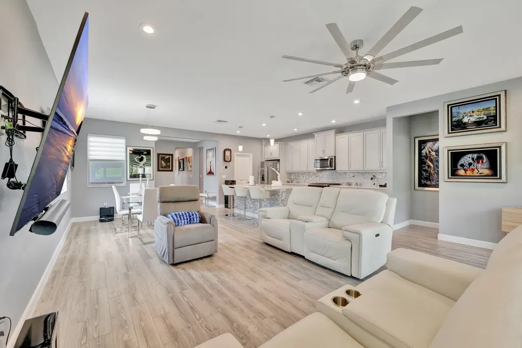 11527 SW Viridian Boulevard Port St Lucie FL 34987