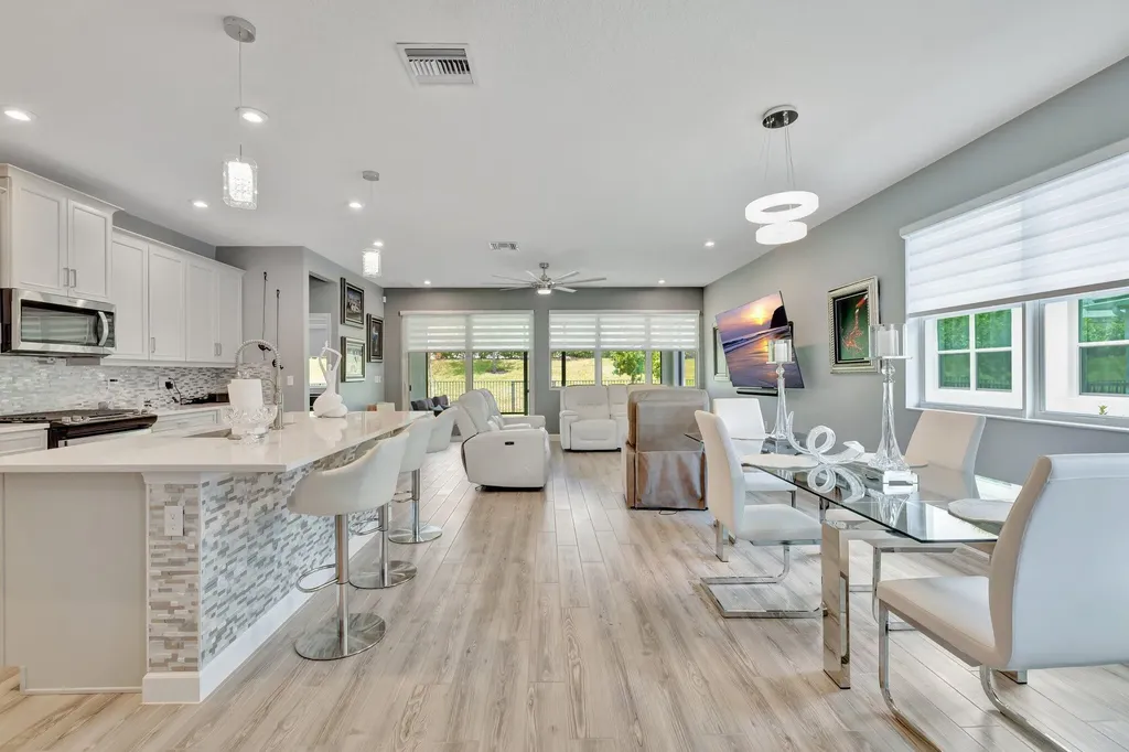 11527 SW Viridian Boulevard Port St Lucie FL 34987