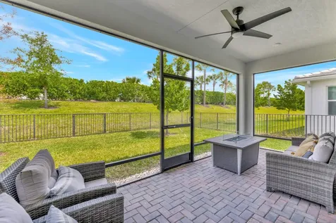 11527 SW Viridian Boulevard Port St Lucie FL 34987